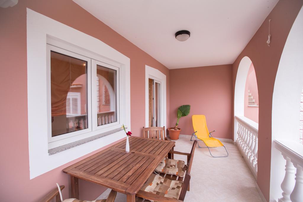 Apartments Dunja Piric Lopar Bilik gambar